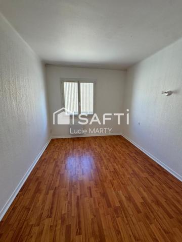 Immeuble 7 appartements avec balcon et cave,