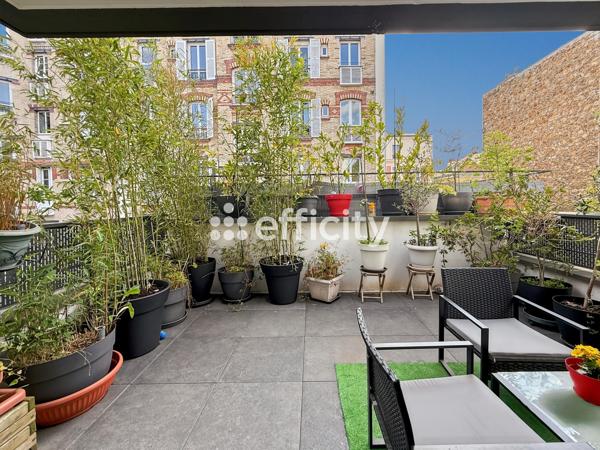 Appartement
         3 pièces
        - 61 m² 485 000 € *