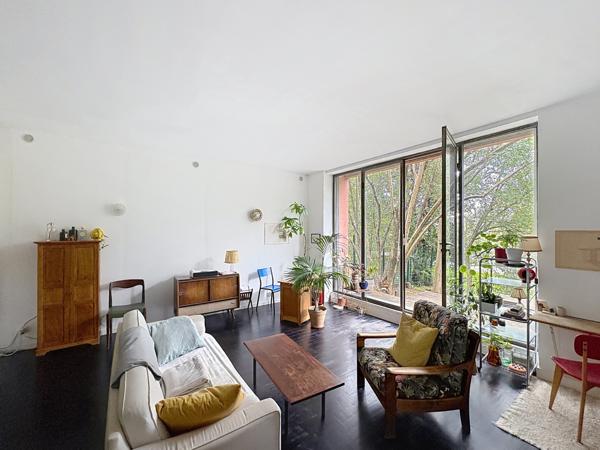 Montpellier (34000) Montpellier Arceaux. Appartement en rez-de-jardin privatif avec 3 chambres & parking privé.