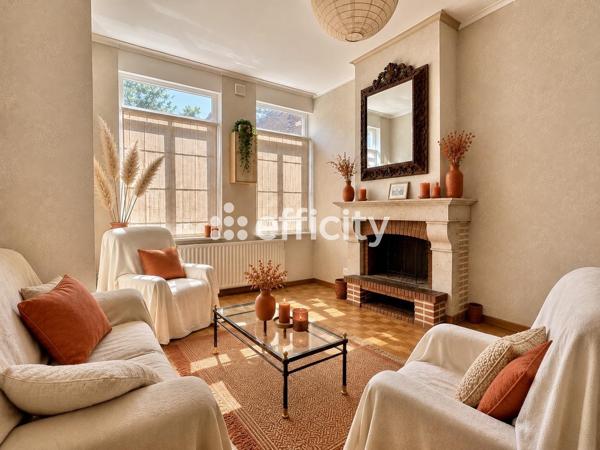 Maison
         5 pièces
        - 130 m² 399 000 € *