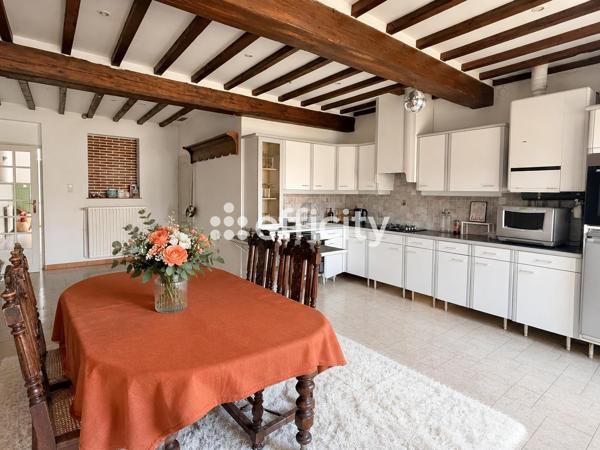 Maison
         5 pièces
        - 130 m² 399 000 € *