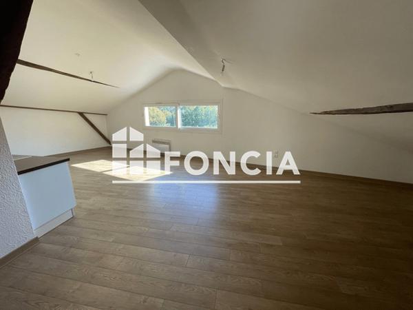 Location Appartement 3 pièces 63.26 m² - 21 RUE NOTRE DAME Lombez 32220