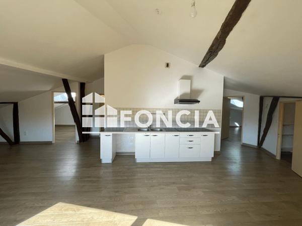 Location Appartement 3 pièces 63.26 m² - 21 RUE NOTRE DAME Lombez 32220