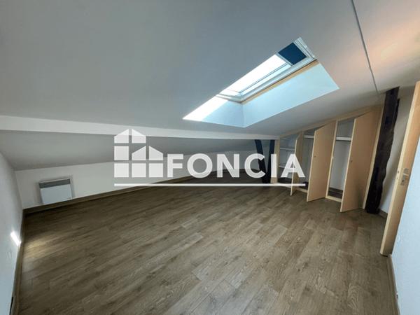 Location Appartement 3 pièces 63.26 m² - 21 RUE NOTRE DAME Lombez 32220