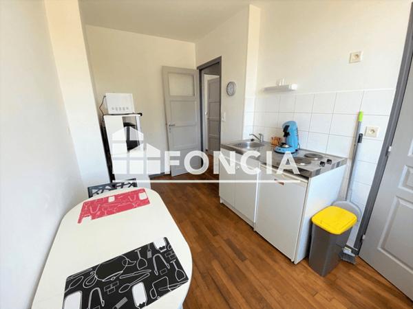 Location Studio meublé 24.3 m² - 1ER Flers 61100