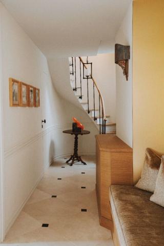 A vendre - appartement d'exception - 5 pièces - 141 m²  - sur jardin - Paris 75007 - Varenne