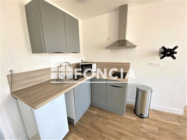 Location Studio meublé 32.43 m² - 10 RUE SAINT GERMAIN Flers 61100