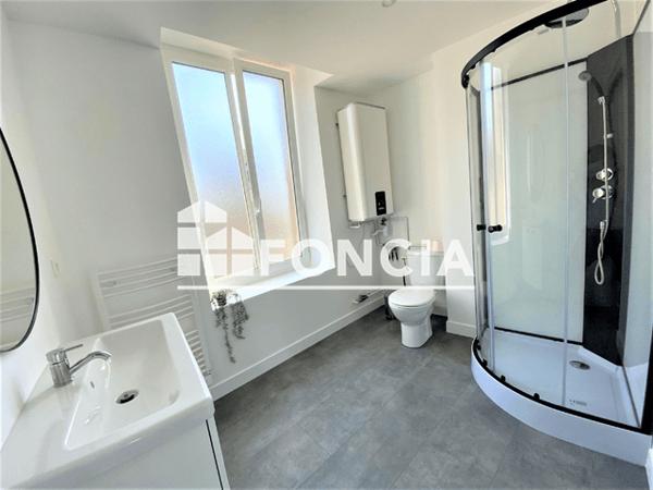 Location Studio meublé 32.43 m² - 10 RUE SAINT GERMAIN Flers 61100
