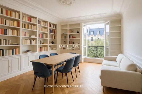 À vendre - Appartement - Paris 75116 -  Arc de Triomphe/Avenue Marceau - Balcon