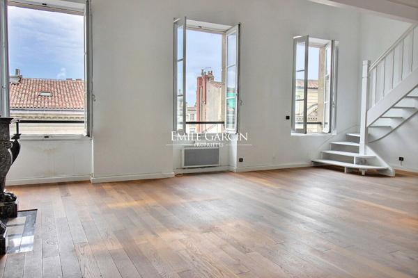 Appartement avec ascenseur, cave et parking à vendre - Bordeaux Triangle d'Or