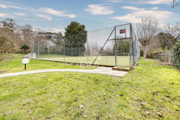 Appartement familial coup de coeur 5 pièces avec balcons et vues dégagées - Quartier Croix Bosset, Sèvres rive droite