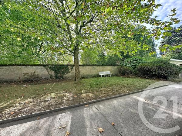Appartement F3 à vendre  4 pièces - 60,63 m 2   CHATOU  - 78