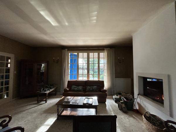 Rare et exceptionnel : Maison 4 chambres avec piscine et grand terrain au cœur de Bram. Bram (11150)