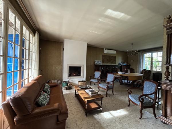 Rare et exceptionnel : Maison 4 chambres avec piscine et grand terrain au cœur de Bram. Bram (11150)