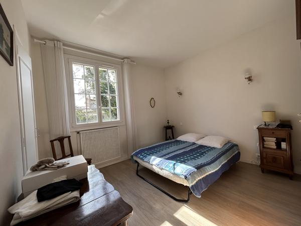 Rare et exceptionnel : Maison 4 chambres avec piscine et grand terrain au cœur de Bram. Bram (11150)