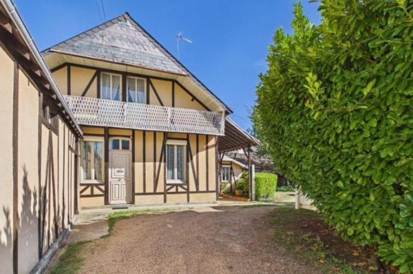 Vente - Maison 10 pièces 220 m 2 LE MANS (72000)