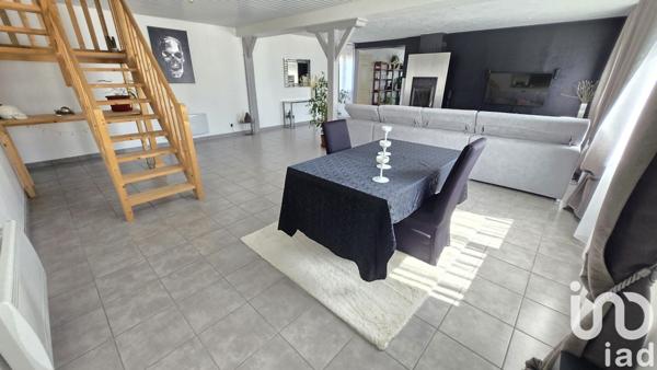 Maison 6 pièces de 177 m² à Mesnil-en-Ouche (27330)