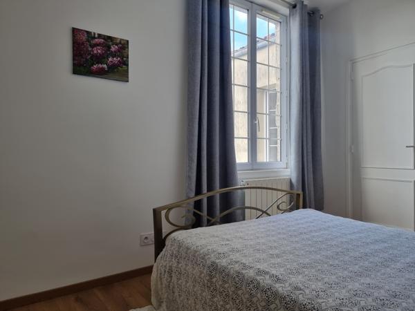 Appartement
                                                                                                                                                                                                                                                                                                                        3 pièce(s)                                                                                                                                                                                                          2 chambre(s)                                                                                                                                                                                                          72  m²