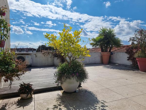 Appartement
                                                                                                                                                                                                                                                                                                                        3 pièce(s)                                                                                                                                                                                                          2 chambre(s)                                                                                                                                                                                                          72  m²