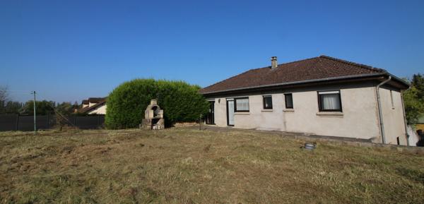 Bouzonville (57320) Plain-pied 5 pièces 95 m² sur sous-sol complet et jardin