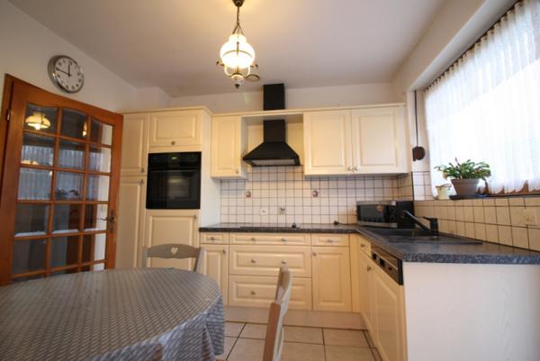 Bouzonville (57320) Plain-pied 5 pièces 95 m² sur sous-sol complet et jardin