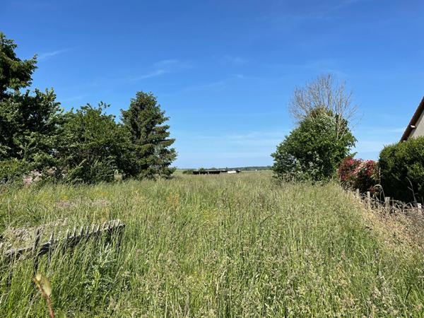 Secteur Etrepagny 3722 m²