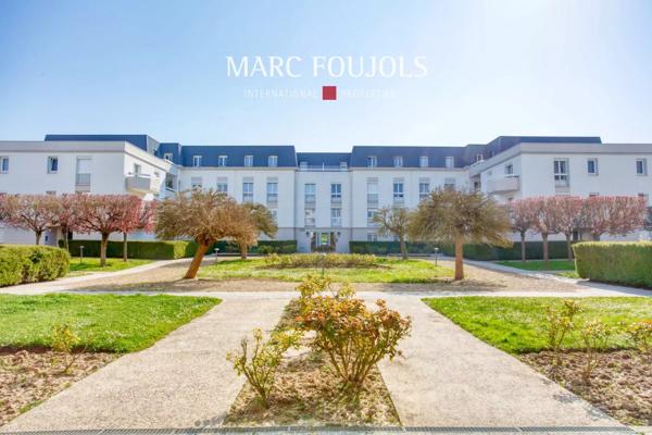 Chantilly -Appartement entièrement rénové – 3 chambres – 2 balcons