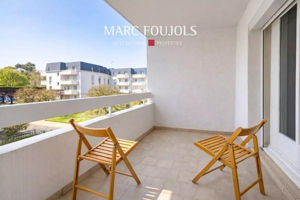 Chantilly -Appartement entièrement rénové – 3 chambres – 2 balcons
