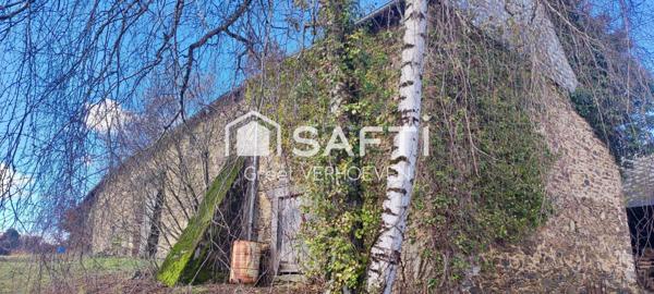 Grange d’environ 240m2 avec vue dégagée