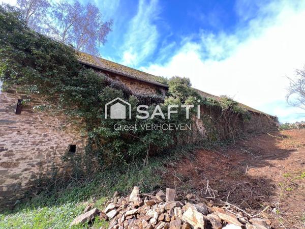 Grange d’environ 240m2 avec vue dégagée