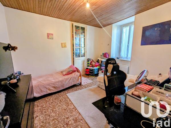 Appartement 9 pièces de 193 m² à Privas (07000)