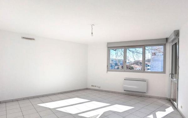 Appartement à vendre    3 pièces • 64 m2 Toulouse