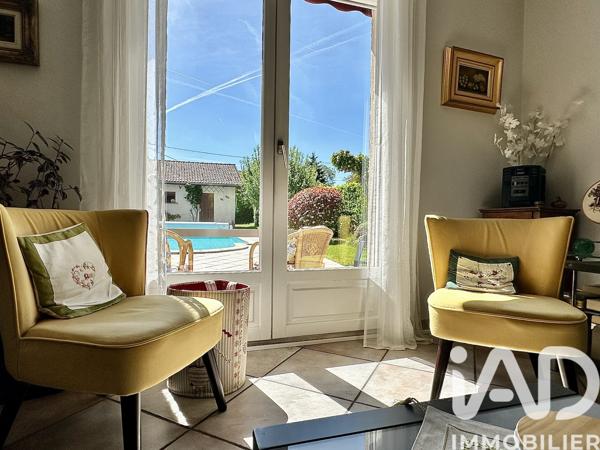 Maison à vendre 7 pièces 141 m² Voiron