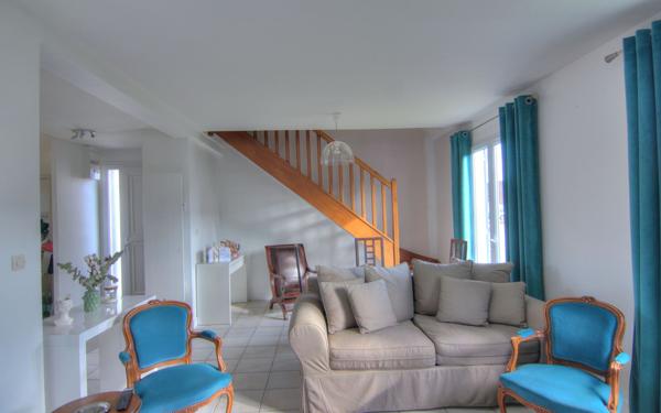 Maison à vendre    6 pièces • 112 m2 Saint-Denis-en-Val