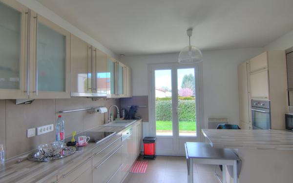 Maison à vendre    6 pièces • 112 m2 Saint-Denis-en-Val