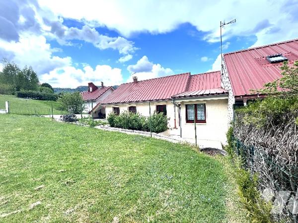 Rare à la vente, quartier résidentiel, Pavillon de 1982 de plain pied d'environ 110m²