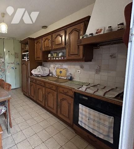 Rare à la vente, quartier résidentiel, Pavillon de 1982 de plain pied d'environ 110m²