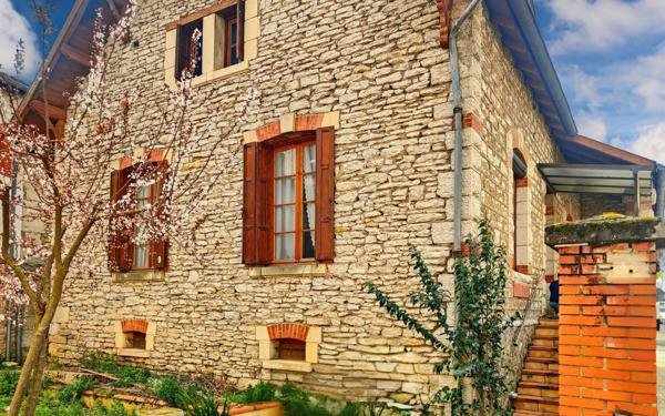 Maison à vendre    5 pièces •  Septfonds