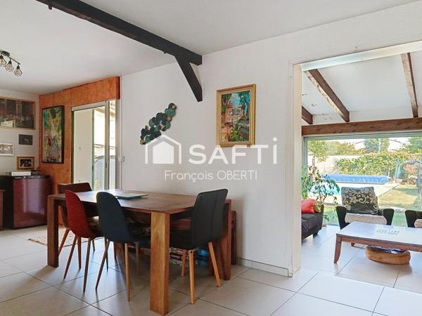 jolie maison familiale T5 piscine cœur de village