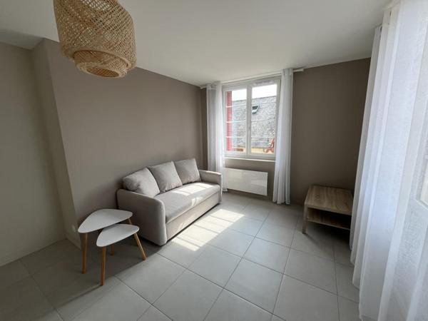 LOCATION T2 SEMI MEUBLE RODEZ SANS FRAIS D'AGENCE