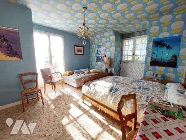 A VENDRE - Liffré (35 ) Maison 162 m² + sous-sol + garages + jardin.
Venez découvrir une très ...