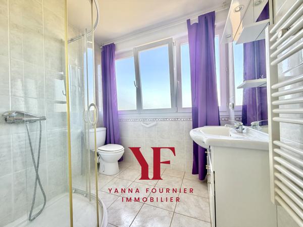 MAISON PLOUGASTEL- DAOULAS, 4 CHAMBRES, 100 M2, 640 M2 TERRAIN, DOUBLE EXPOSITION, GARAGE, PARKING
