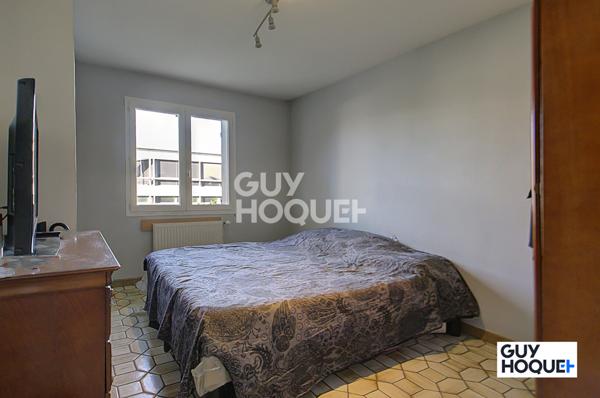 Maison Vaulx-en-Velin limite Villeurbanne 5 pièces 99m² habitables / 204,82m² au sol / grand jardin