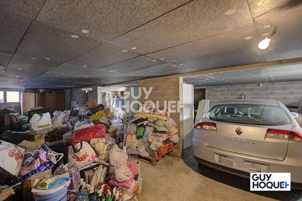 Maison Vaulx-en-Velin limite Villeurbanne 5 pièces 99m² habitables / 204,82m² au sol / grand jardin