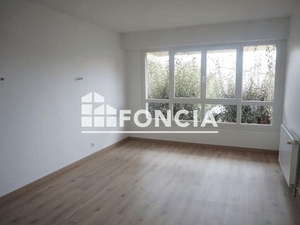 Location Appartement 3 pièces 78.99 m² - 96 RUE BOILEAU La Roche Sur Yon 85000