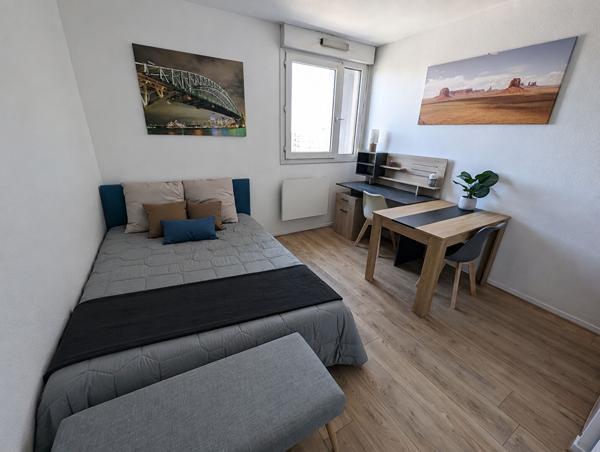 Studio rénové et meublé - Lyon  8 - Résidence calme sécurisée