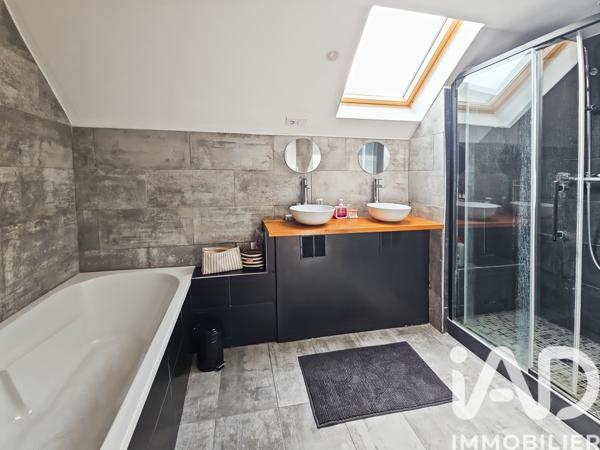 Appartement à vendre 3 pièces 81,83 m² Grisy-Suisnes