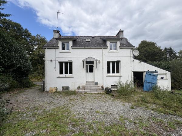 Cléguérec (56480) Maison de 100m2 sur un terrain de 2 386m2