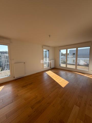 Location Appartement 4 pièces 81.4 m² - Rueil-malmaison 92500