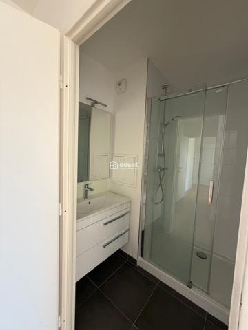 Location Appartement 4 pièces 81.4 m² - Rueil-malmaison 92500